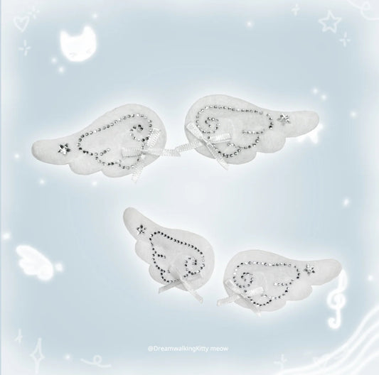 DREAMWALKING KITTEN Angel Wings Hair Clip