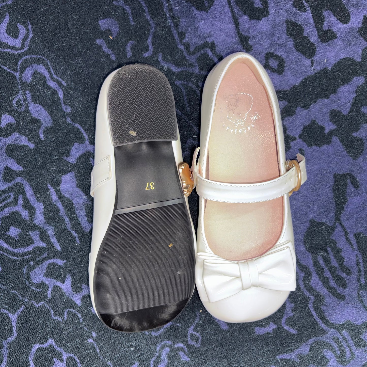 White Bow Flat Shoes