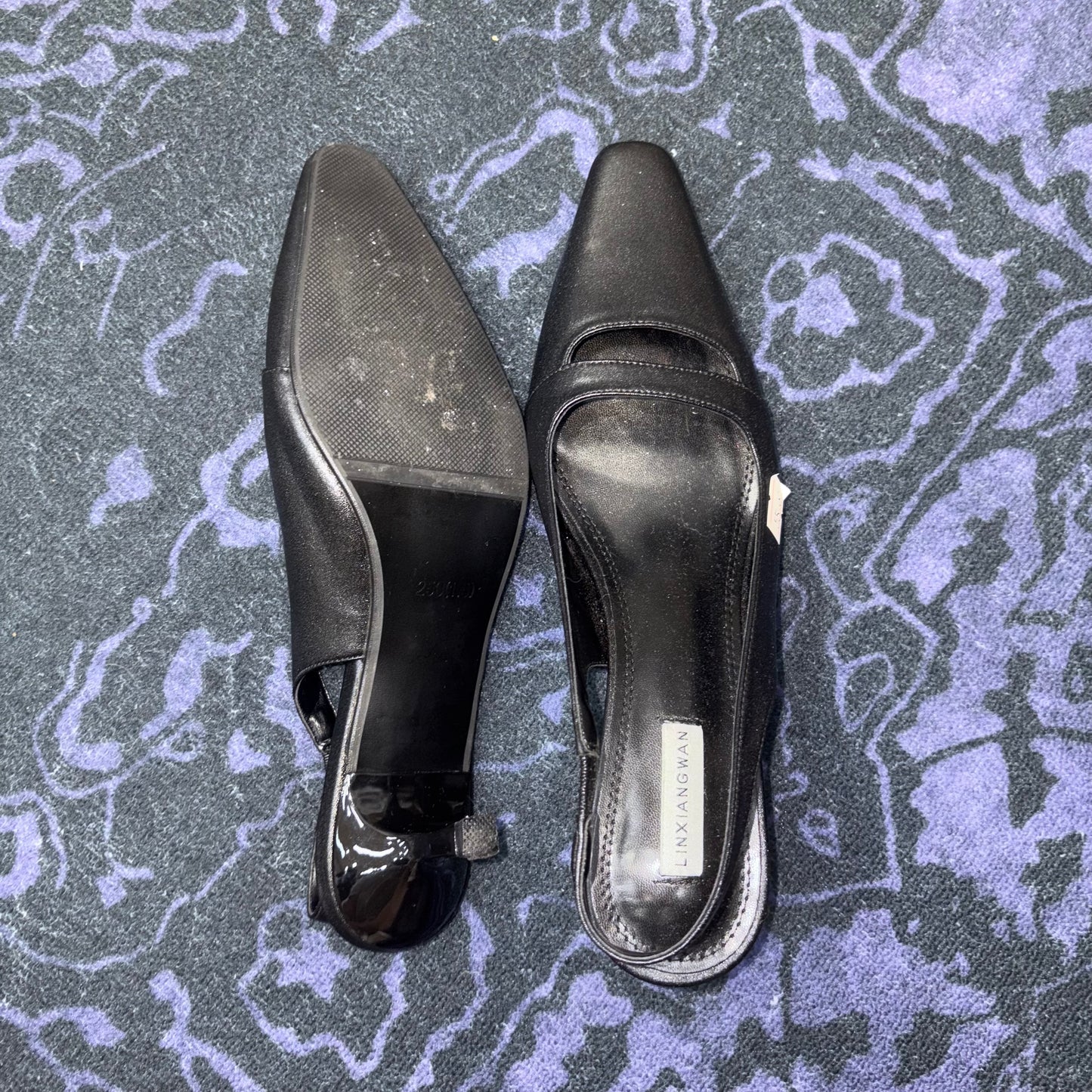 Black Pointed Sandals