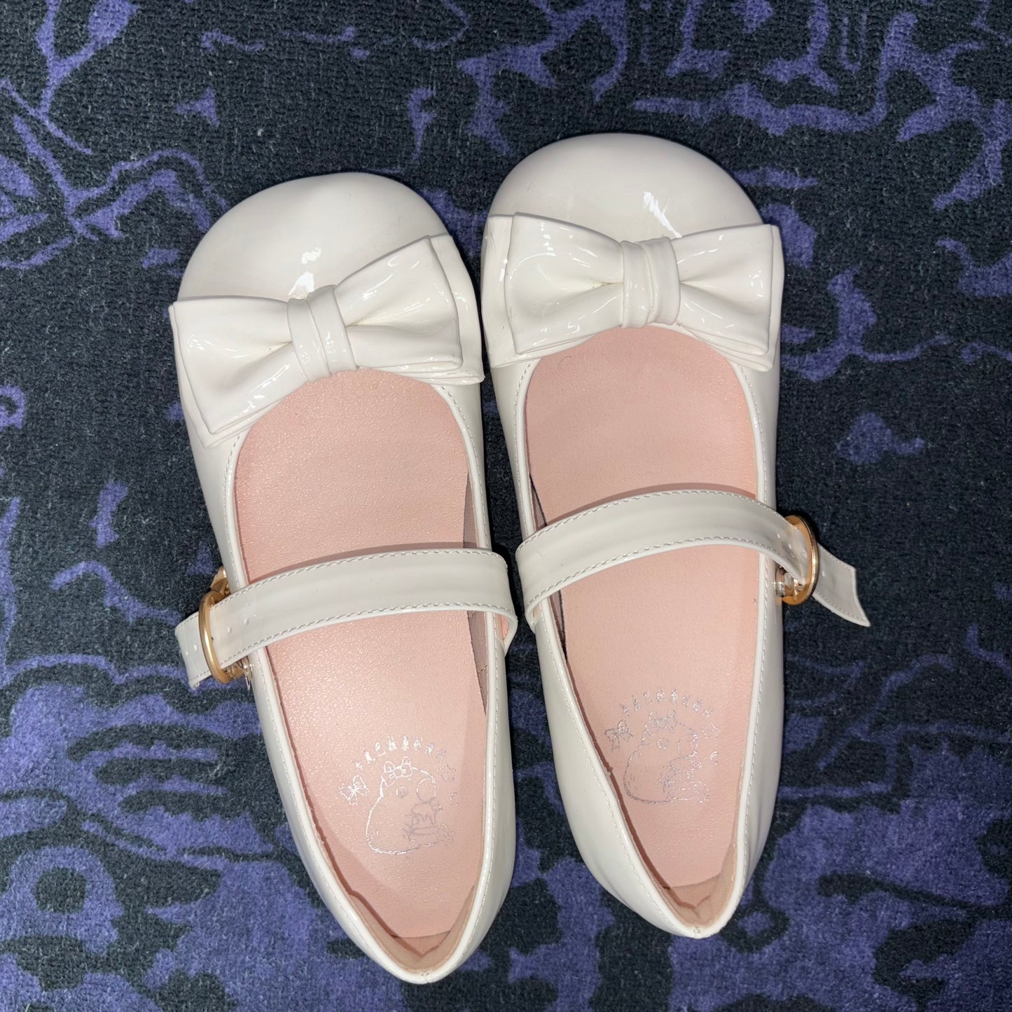 White Bow Flat Shoes