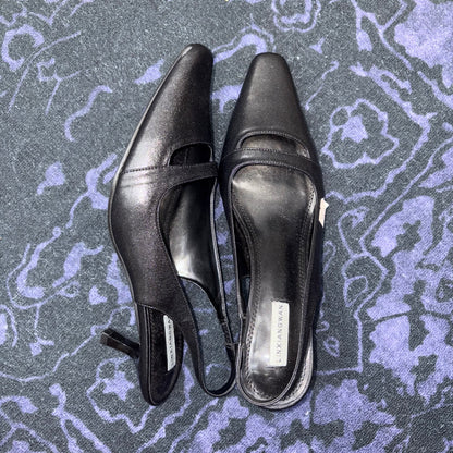 Black Pointed Sandals